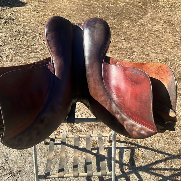 17.5” MW Black Country Wexford. 17.5” beautiful two toned leather - Picture 7 of 7